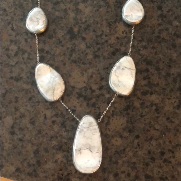 Beautiful Necklace Semi Precious Stones - Picture 3 of 9